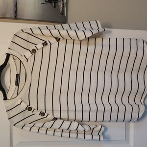 Storybuk, medium white with black stripes